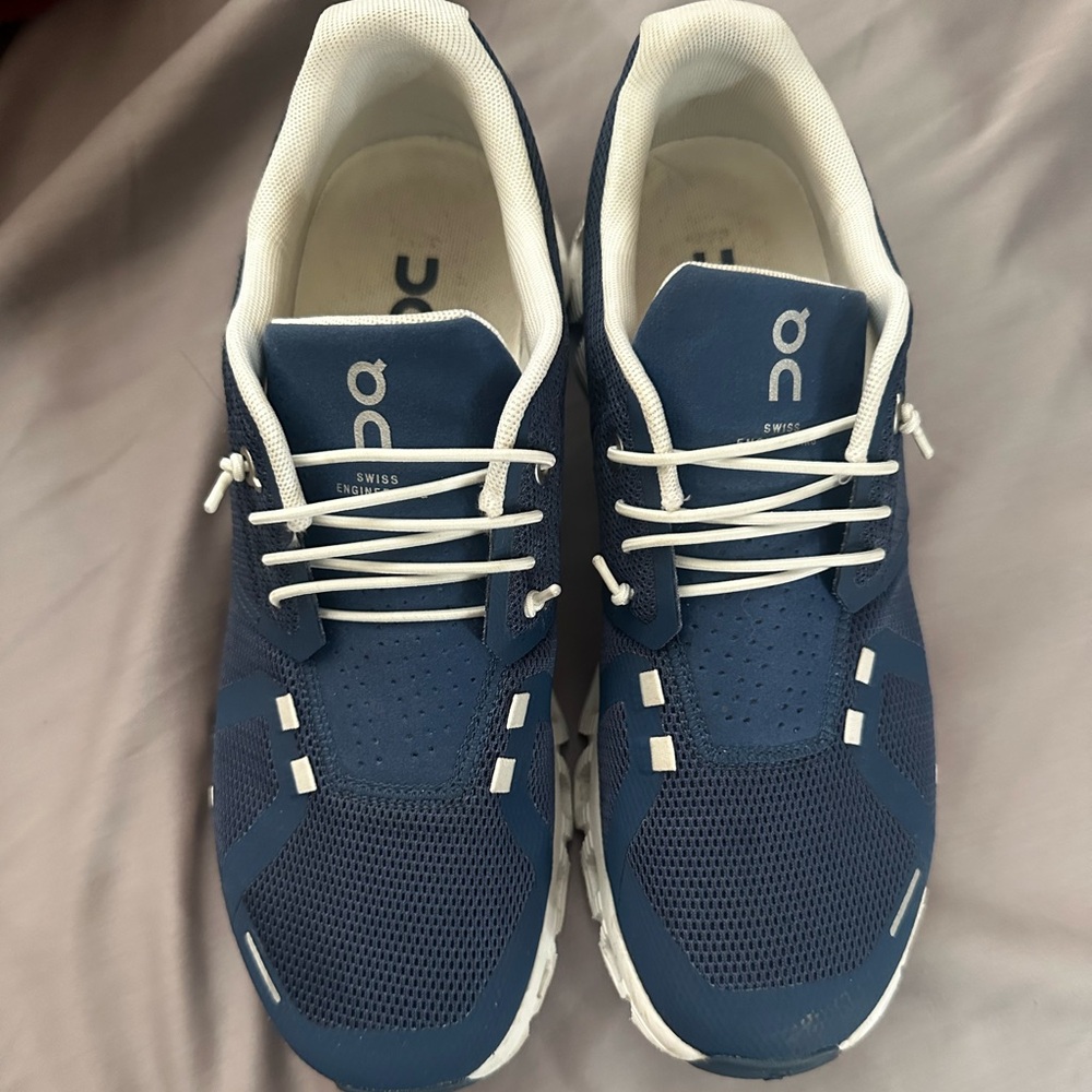 On Cloud Running White and Navy Sneakers